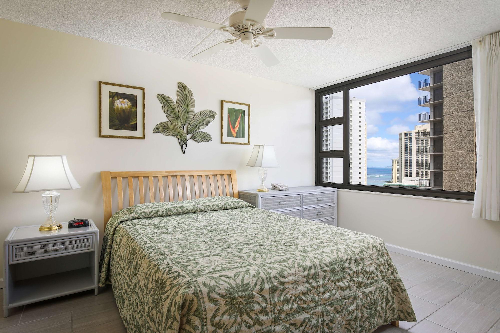 Aston At The Waikiki Banyan Apartahotel Honolulu